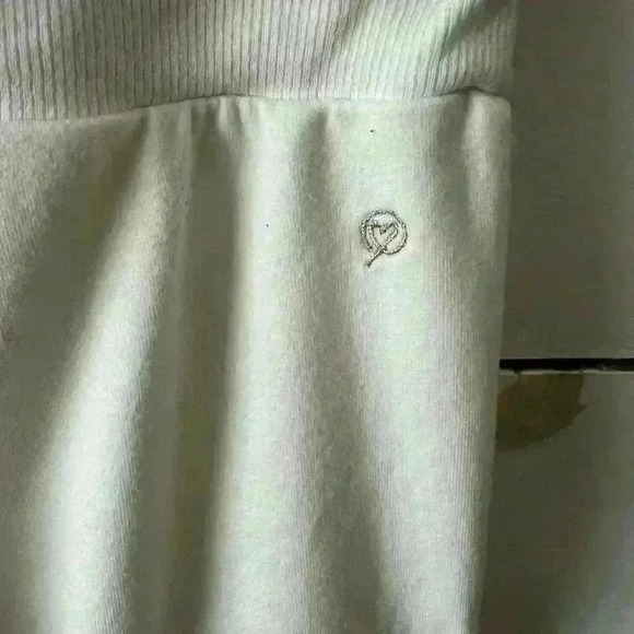 The Drop off-white joggers, size small, women’s joggers - Picture 5 of 6